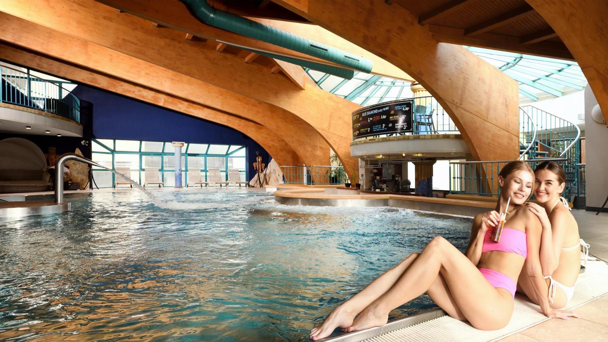 Aquacity Mountain View Hotel